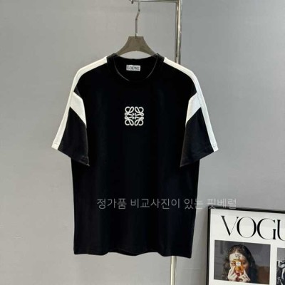 [국내배송] 로*베 숄더포랄 자수 티셔츠