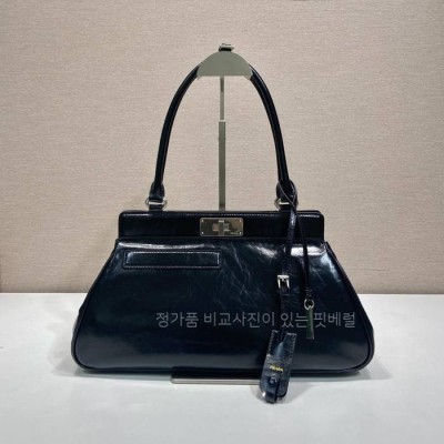프*다 1BG569 가죽 토트백 미듐