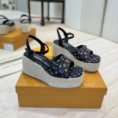 루*비통 헬리오스 웨지 샌들 8.5cm