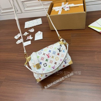 루*비통 M14046 LVxTM 사이드 트렁크 MM