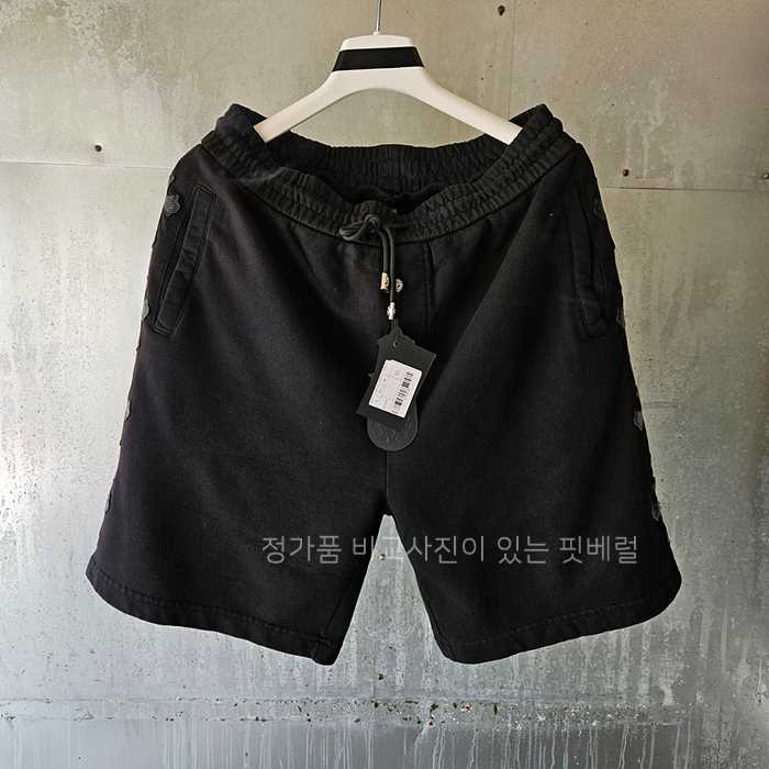 [국내배송] 크*하츠 멀티 패치 반바지