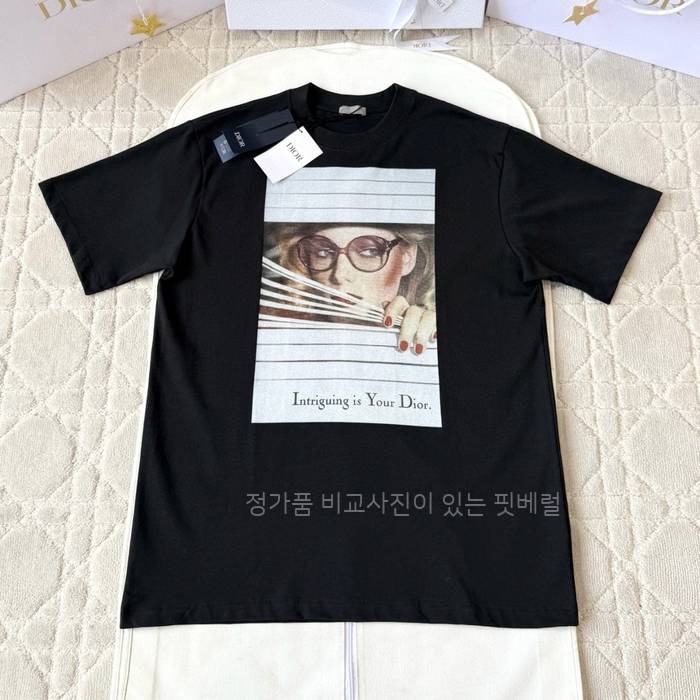 디* 헤리티지 프린트 반팔티셔츠