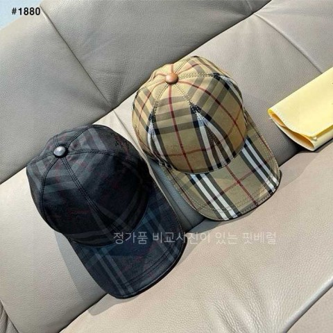 [국내배송] 버*리 체크패턴 기마자수 볼캡 (2color)