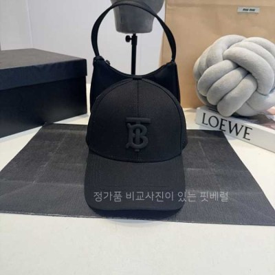 [국내배송] 버*리 오리지날 시그니처 자수모자