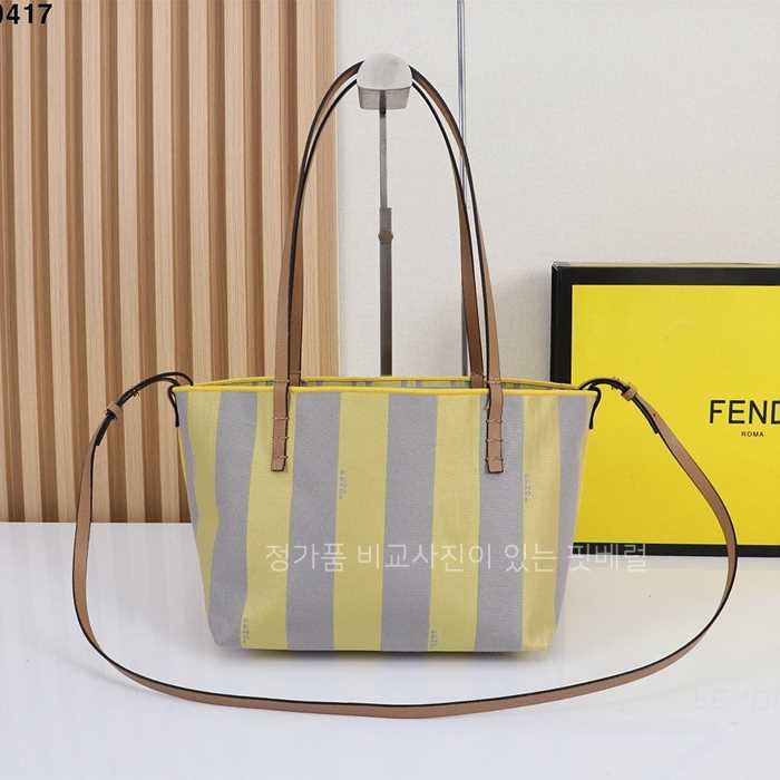 [국내배송] 펜* 리버시블 롤 스몰 쇼퍼백