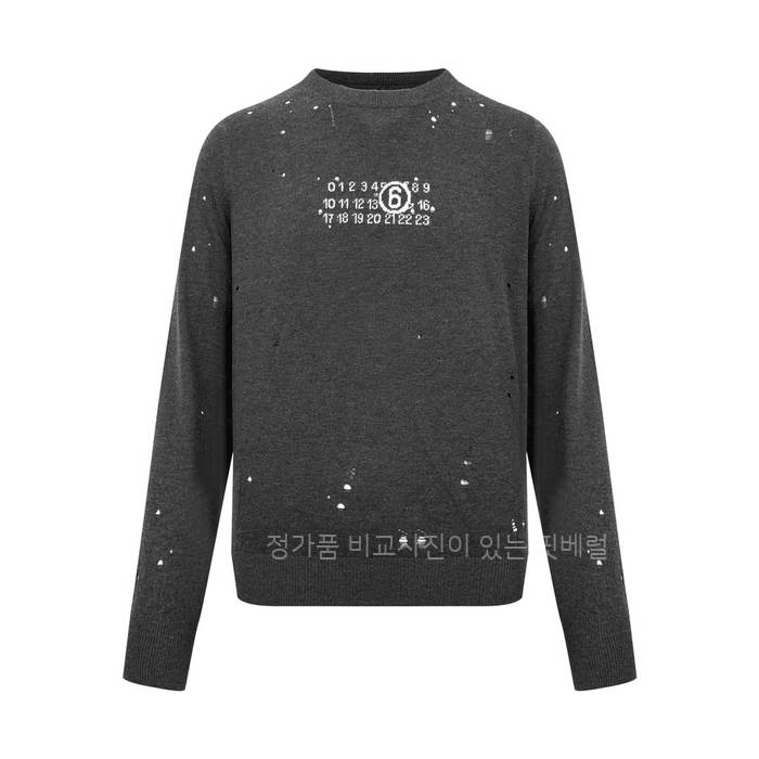메*마르지엘라 넘버링 로고 컷아웃 니트