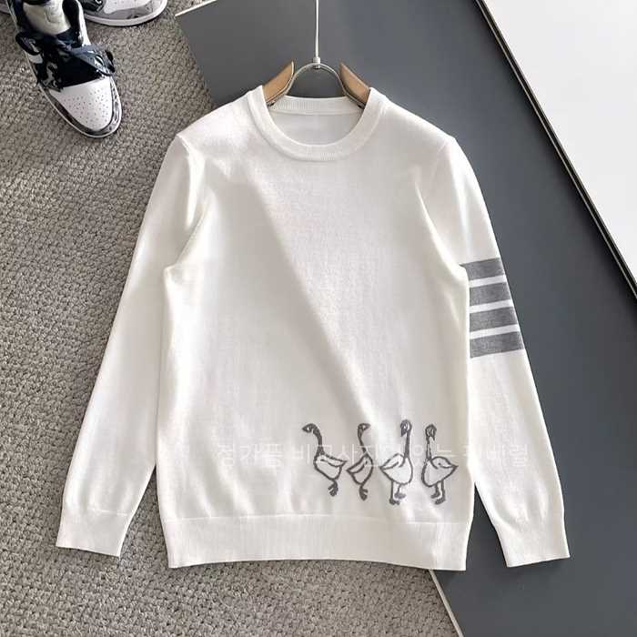 [국내배송] 톰*라운 인타르시아 니트