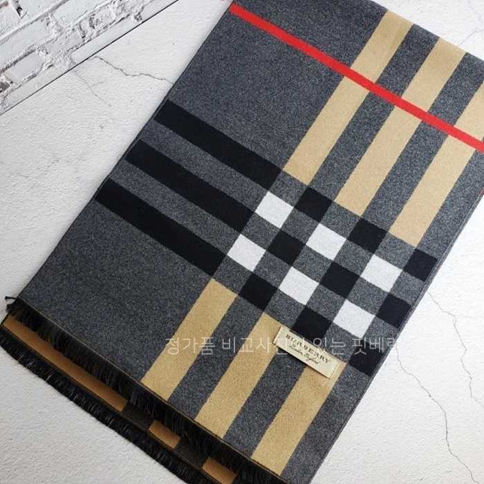 [국내배송] 버*리 체크 머플러 베이지