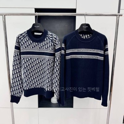 디* 오블리크 리버서블 라운드 넥 니트