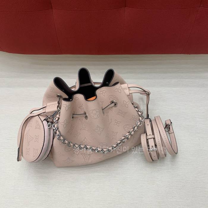 루*비통 M57068 마히나 벨라 버킷백