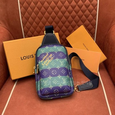 루*비통 M26419 에비뉴 슬링백 PM