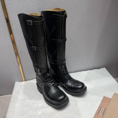 미*미우 가죽 부츠