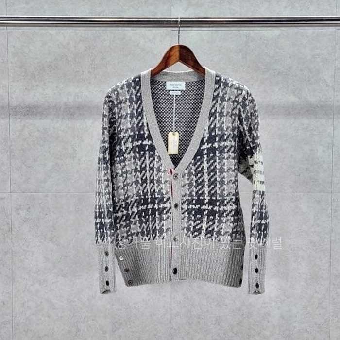 [국내배송] 톰*라운 캐시미어 자카드 체크 펀믹스 가디건