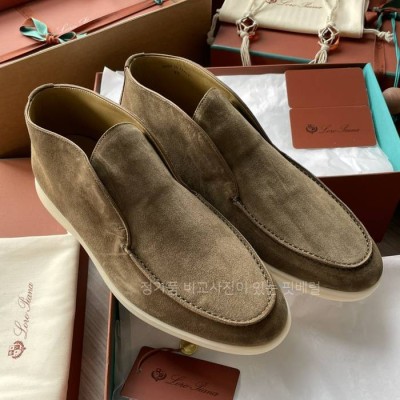 로*피아나 오픈 워크 처카 부츠