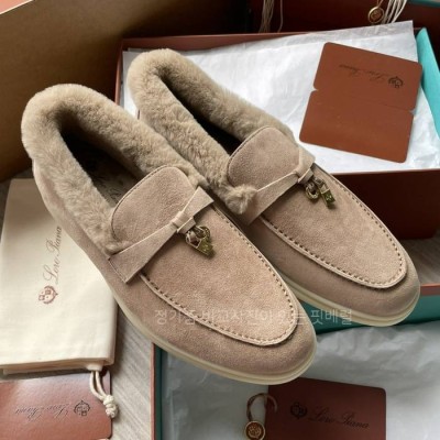 로*피아나 썸머 참스 워크 퍼 로퍼