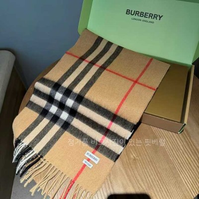 [국내배송] 버*리 클래식 체크 캐시미어 머플러