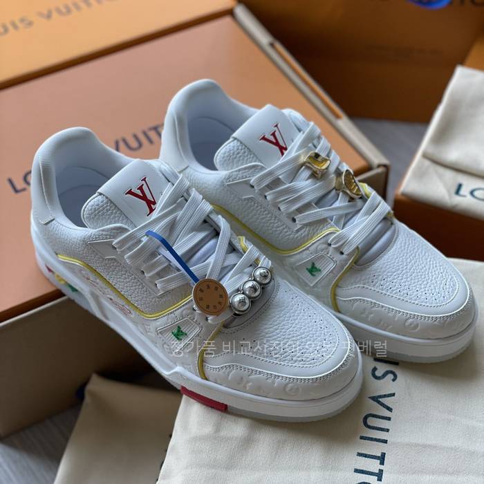 루*비통 LV 트레이너 스니커즈