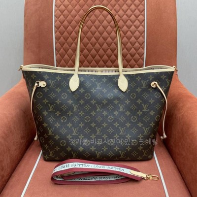 루*비통 M15124 네버풀 인사이드 아웃 GM