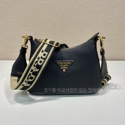 프*다 1BH193 가죽 숄더백