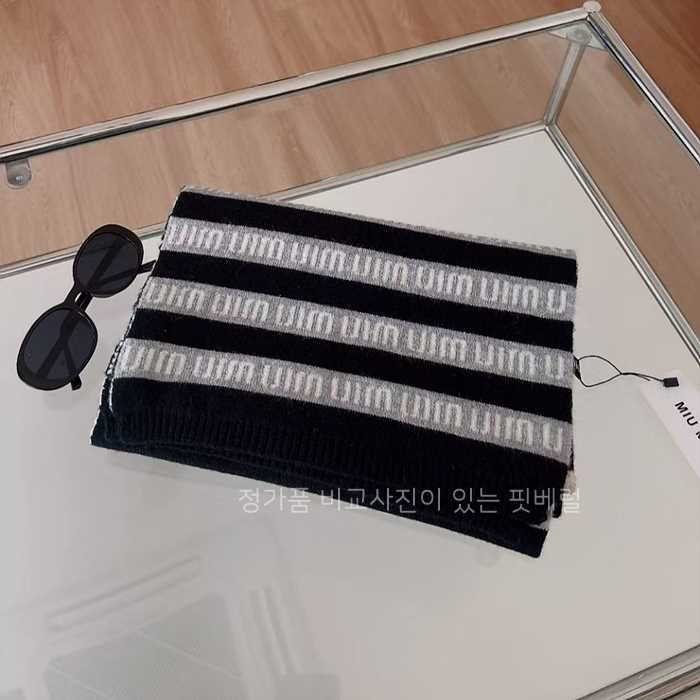 [국내배송] 미*미우 이니셜 니트목도리