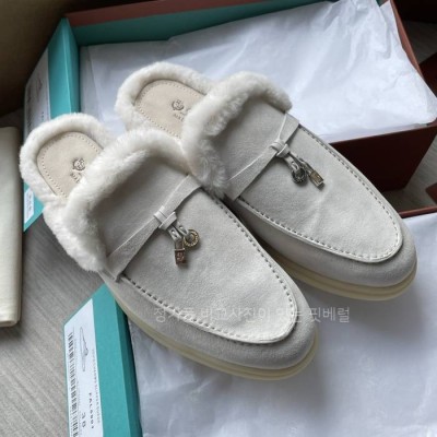 로*피아나 바부슈 참스 워크 뮬