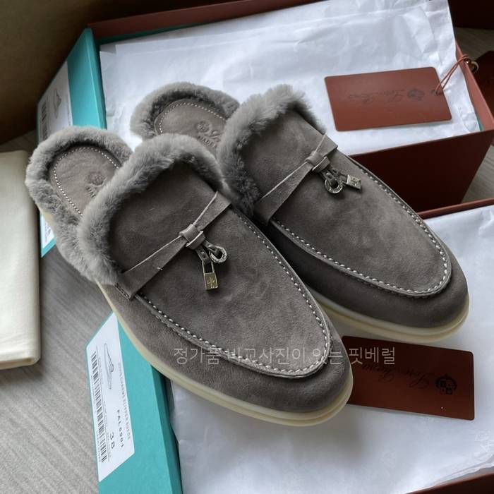 로*피아나 바부슈 참스 워크 뮬