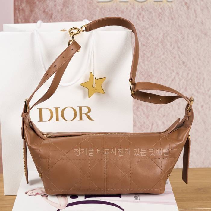 디* M2417 디 저니 백 미듐