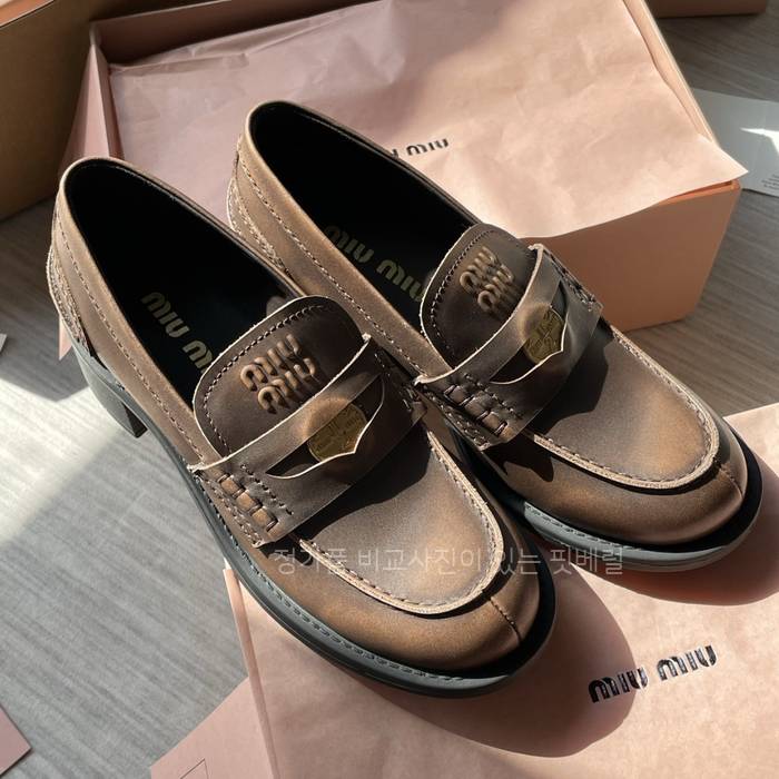 미*미우 페니 로퍼