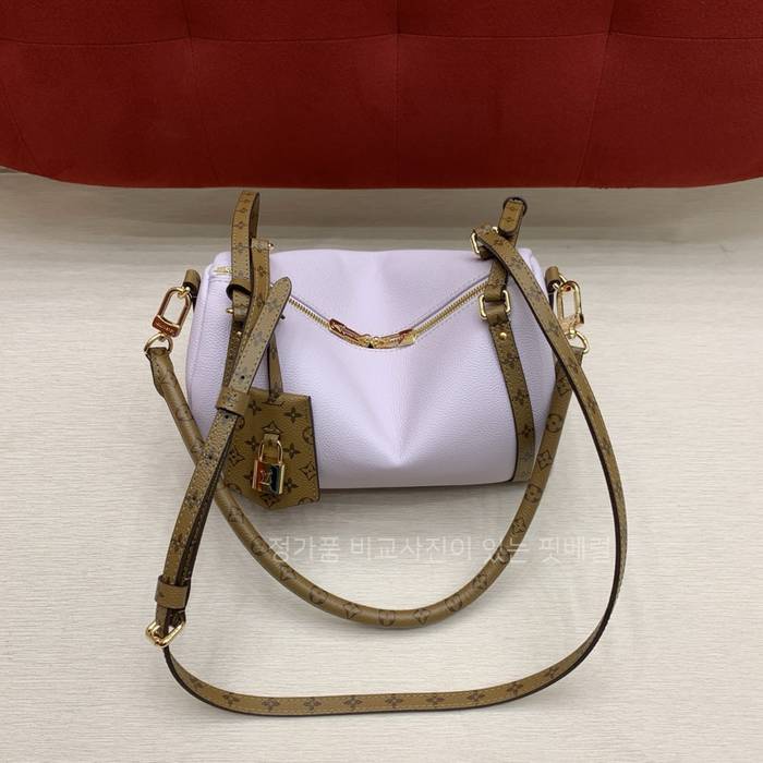 루*비통 M27275 익스프레스 PM