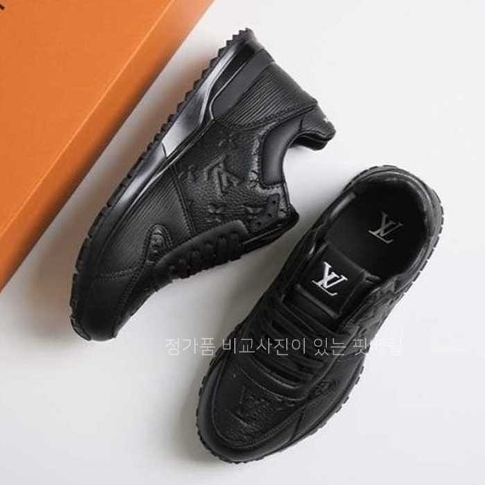 [국내배송] 루*비통 LV 모노그램 런어웨이 블랙