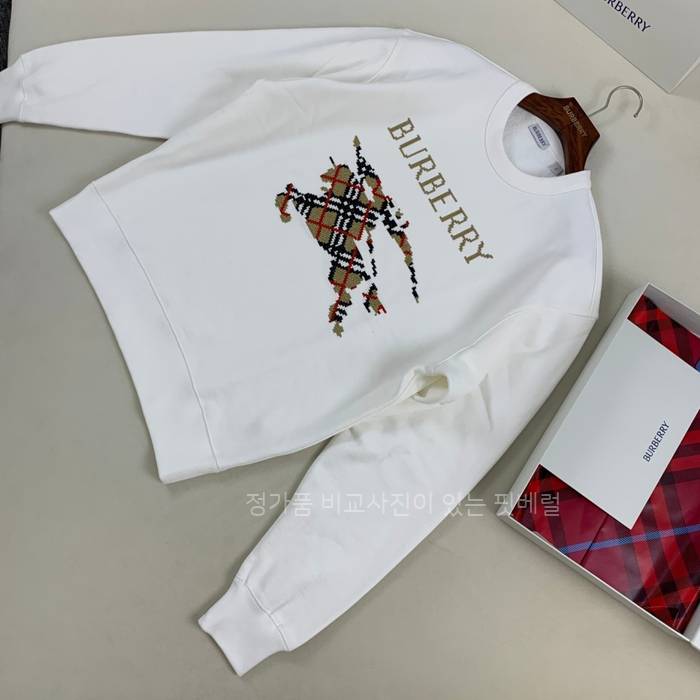 버*리 EKD 코튼 맨투맨