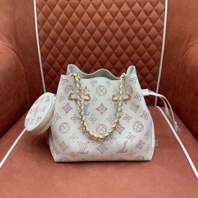 루*비통 M15114 벨라