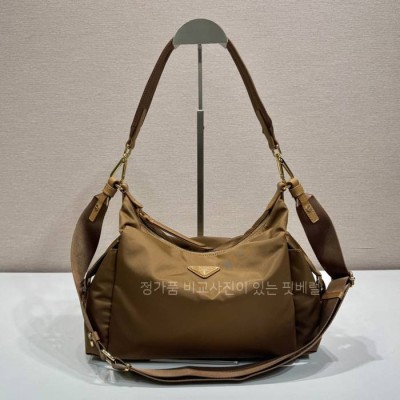 프*다 1BC264 익스플로러 숄더백 라지