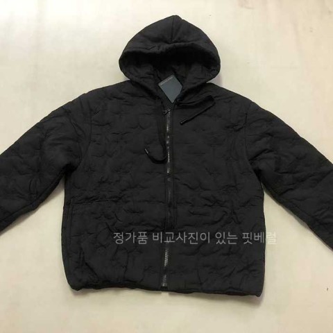 [*창*님의 현지 검수사진] 루*비통 모노그램 퀄티드 후디드 블루종 패딩