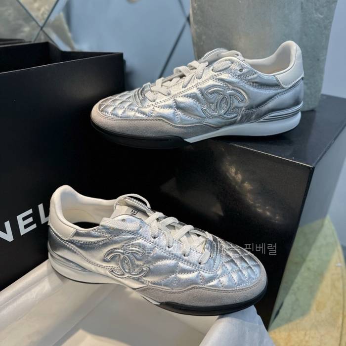 샤* 24A CC 퀄팅 스니커즈