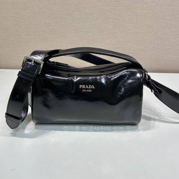 프*다 2VH188 가죽 숄더백