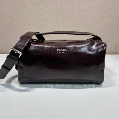 프*다 2VH194 가죽 숄더백