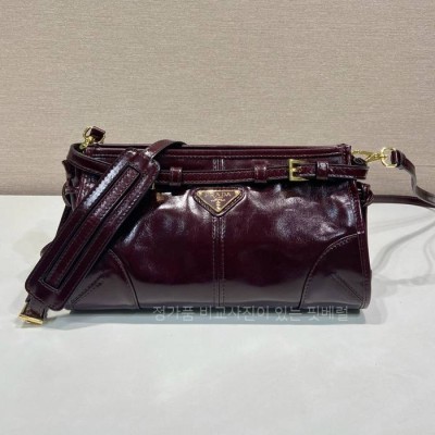 프*다 1BA215 가죽 숄더백