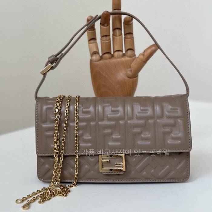 펜* 바게트 체인백