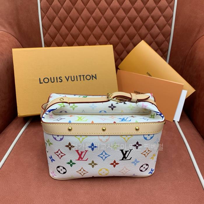 루*비통 M27900 LV x TM 크루저 토일레트리백