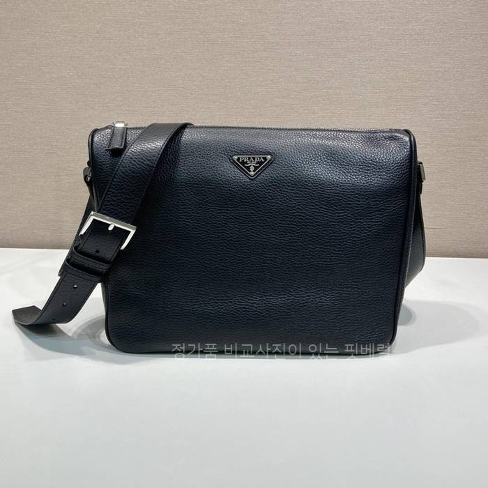 프*다 2VH182 가죽 크로스백 남성용