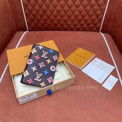 루*비통 M28281 패스포트 커버 여권지갑