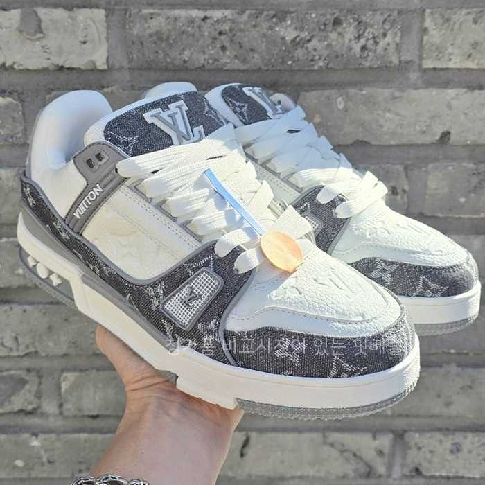 [국내배송] 루*비통 트레이너 그레이