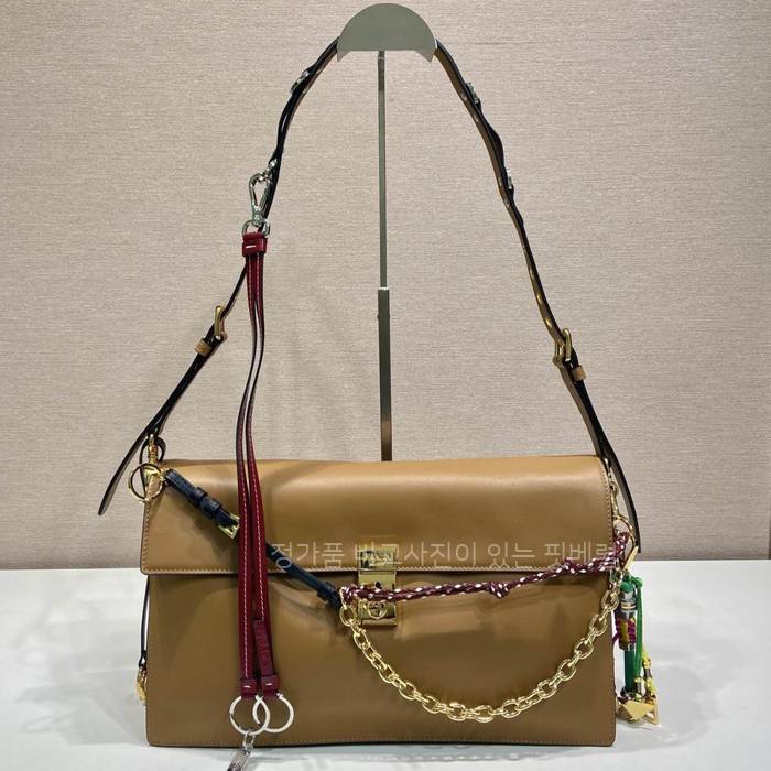 프*다 1BD378 소프트 숄더백 라지