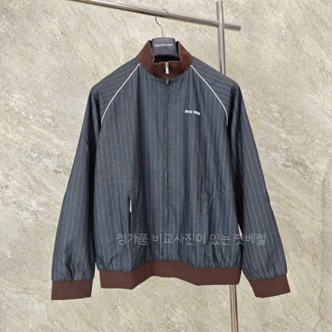 미*미우 핀스트라이프 지퍼 블루종 자켓