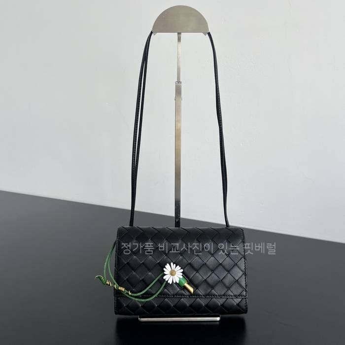 보*가베네타 838870 안디아모 데이지 파우치 크로스백