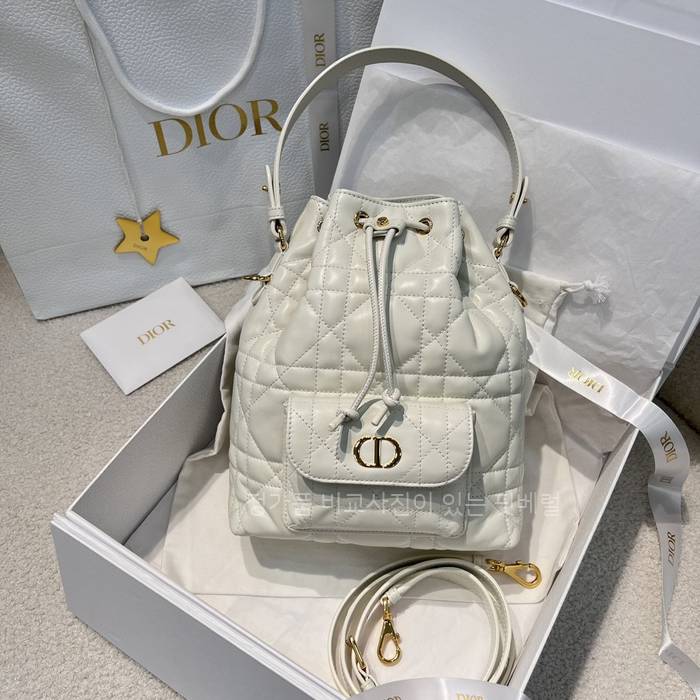 디* 카로 버킷백 스몰