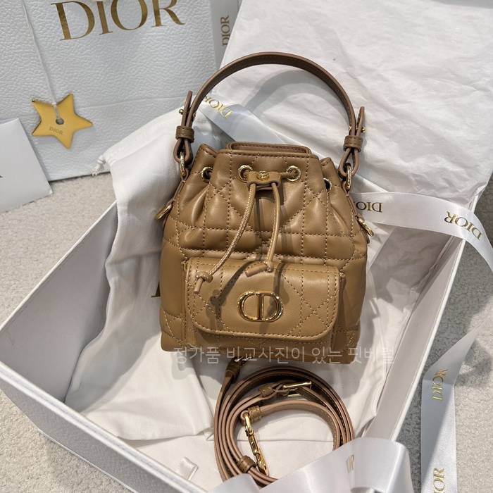 디* 카로 나노 버킷백