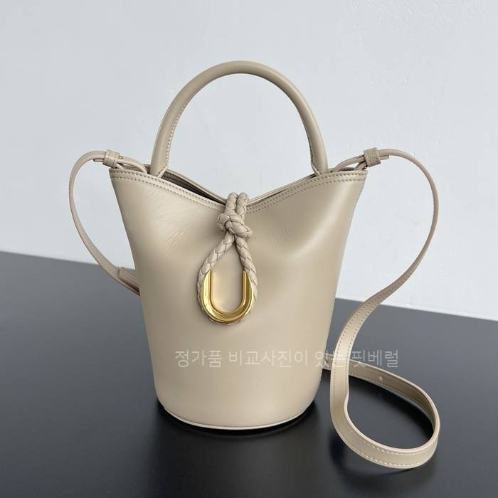 보*가베네타 815244 리베르타 버킷백 스몰