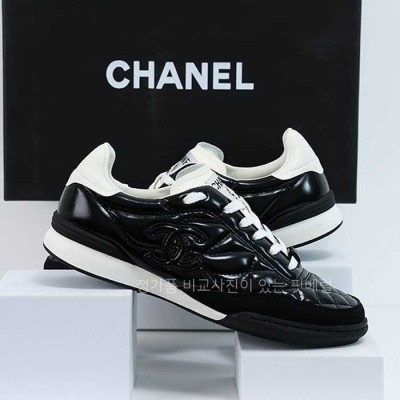 [국내배송] 샤* CC 퀄팅 테니스 스니커즈